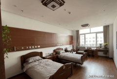 负氧离子浓度达市区2倍；双+二级护理+尺
